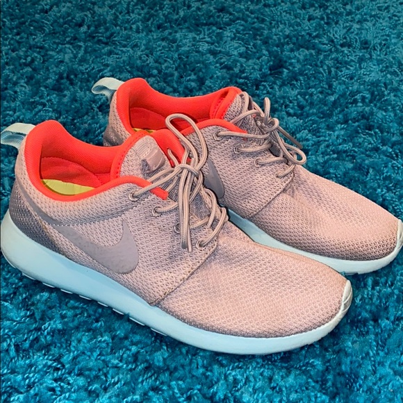 nike roshe run custom